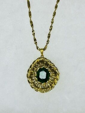 Vintage Emerald Green Statement Pendant Necklace (c. 1989–1993)